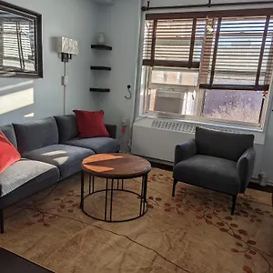 Apartahotel Fully Renovated Manhattan Gem
